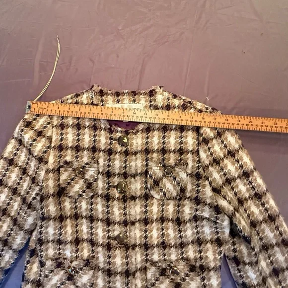 Trina Turk Gold Metallic Tweed 3/4 Sleeve Jacket w/ Gold Hardware Size 8/M $398 - Picture 7 of 10